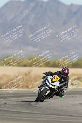 media/Oct-04-2025-CVMA (Sat) [[408bcdd6e4]]/Race 14-500-400-350 Supersport/